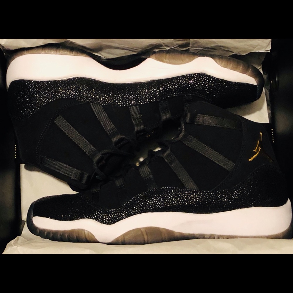 Air Jordan II Retro “Heiress Black Stingray”